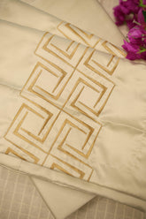 Bedsheets - Essential Queen size bedsheet