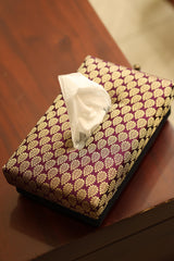 Tissue box
