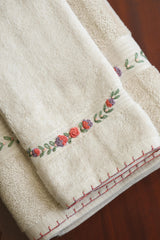 Premium Embroidery Towel Set