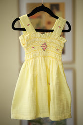 Kids smocked dress 12-18 month
