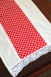Table Runners - 8seater Lace runner