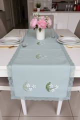 Table Runners : runners 4 seater