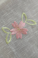 Teapoy Runner - Silky runner / table centre