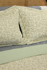Premium bedcover