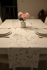 Table runners-8 seater (Embroidery)