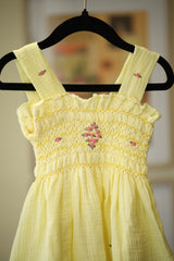 Kids smocked dress 12-18 month