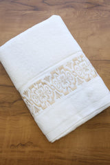 Premium Floral Embroidery Bath Towel – Pastel stella