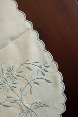Table runners-Cut work