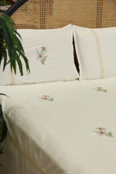 Floral Embroidery Cotton Queen Bedsheet Set – 90*100 Inch