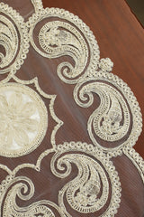 Teapoy Runner - Silky runner / table centre