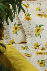 Bedsheets - Premium king floral printed lace bedsheet with cushion covers rose bud