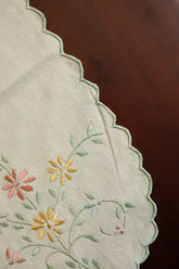 Table runners-Cut work