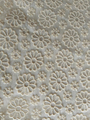 Table runners-8 seater (Embroidery)