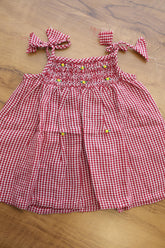 Kids smocked dress 6-10 month