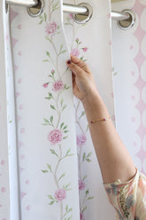 E1 English floral Curtains - White colour base: E 1