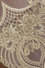 Teapoy Runner - Silky runner / table centre