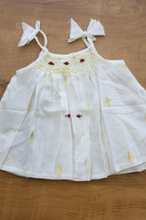 Kids smocked dress 0-3 month
