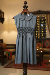 Kids smocked dress 3-4years