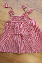 Kids smocked dress 6-10 month