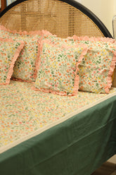 Bedsheets - Premium king floral printed lace bedsheet with cushion covers bud