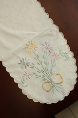 Table runners-Cut work