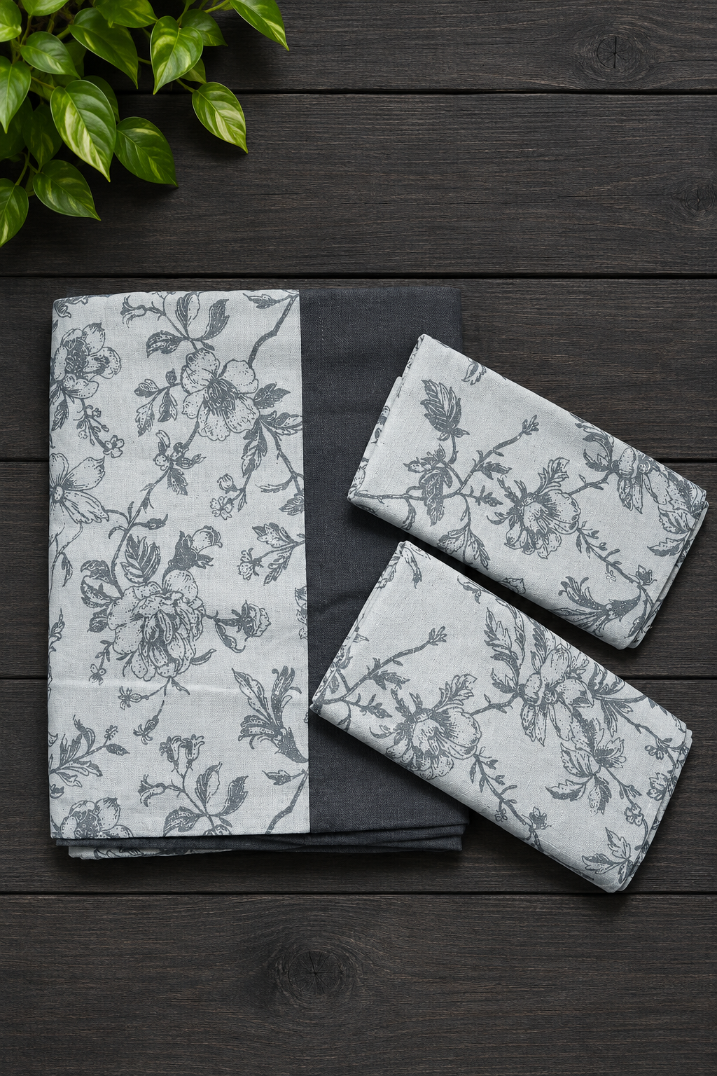 Bedsheets - King daily use border bedsheets