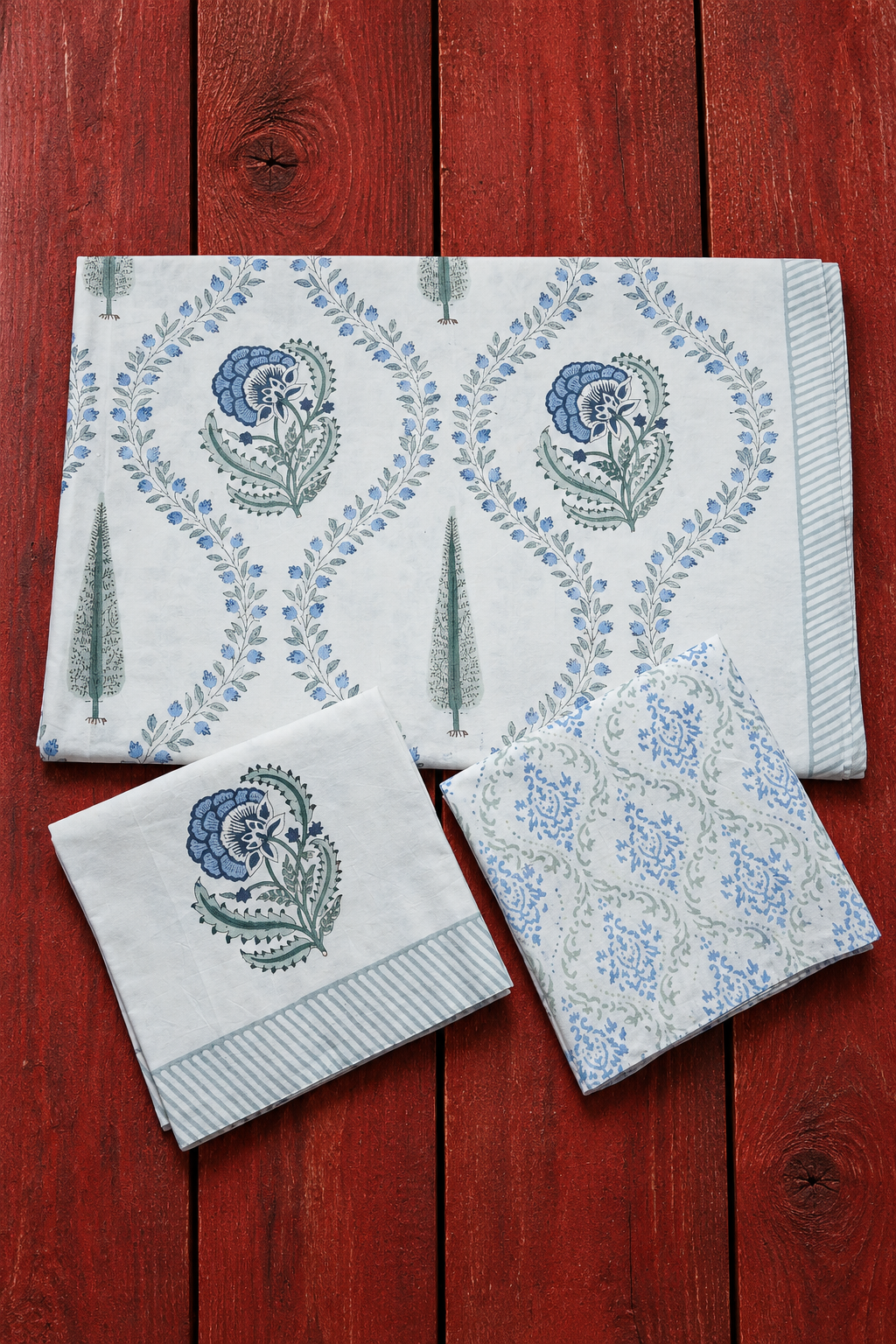 Bedsheets - Queen percale cotton handblock white lily bedsheets