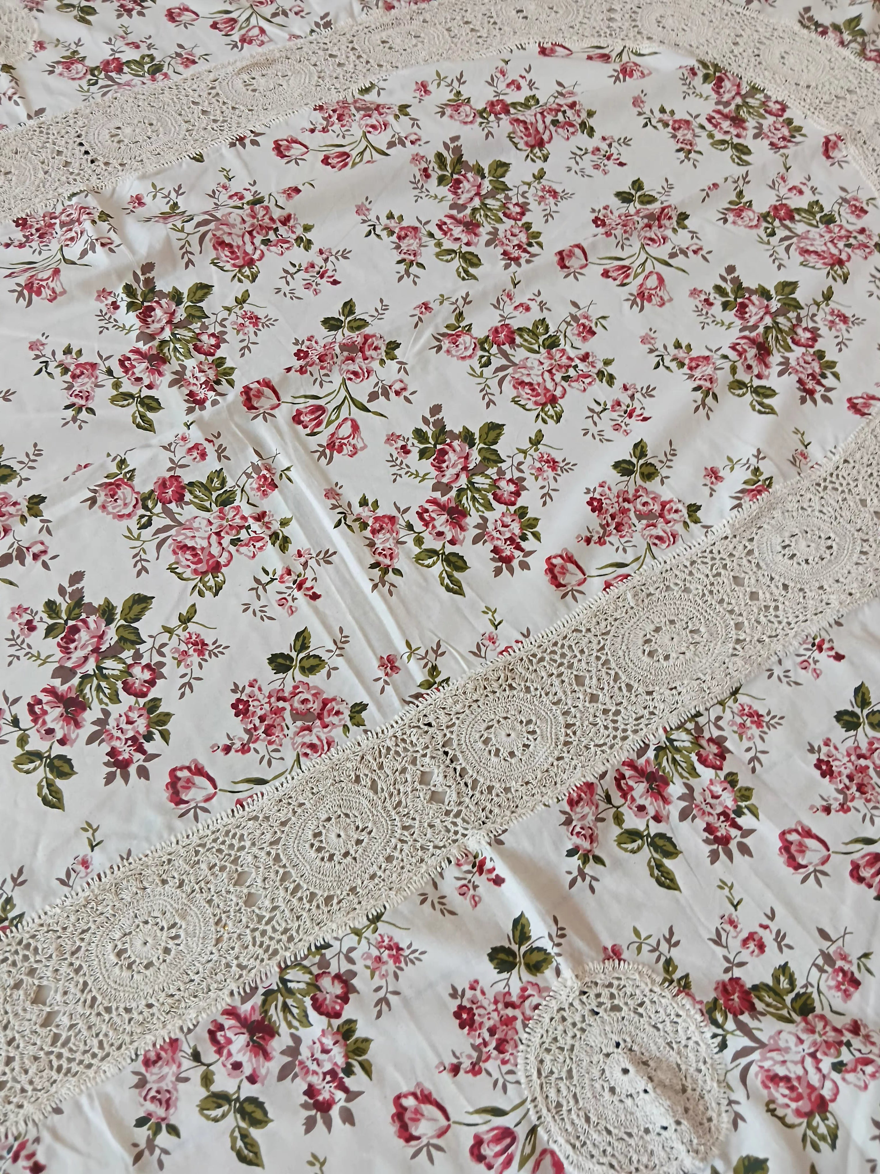 Table cloths - 6 seater crochet Oval