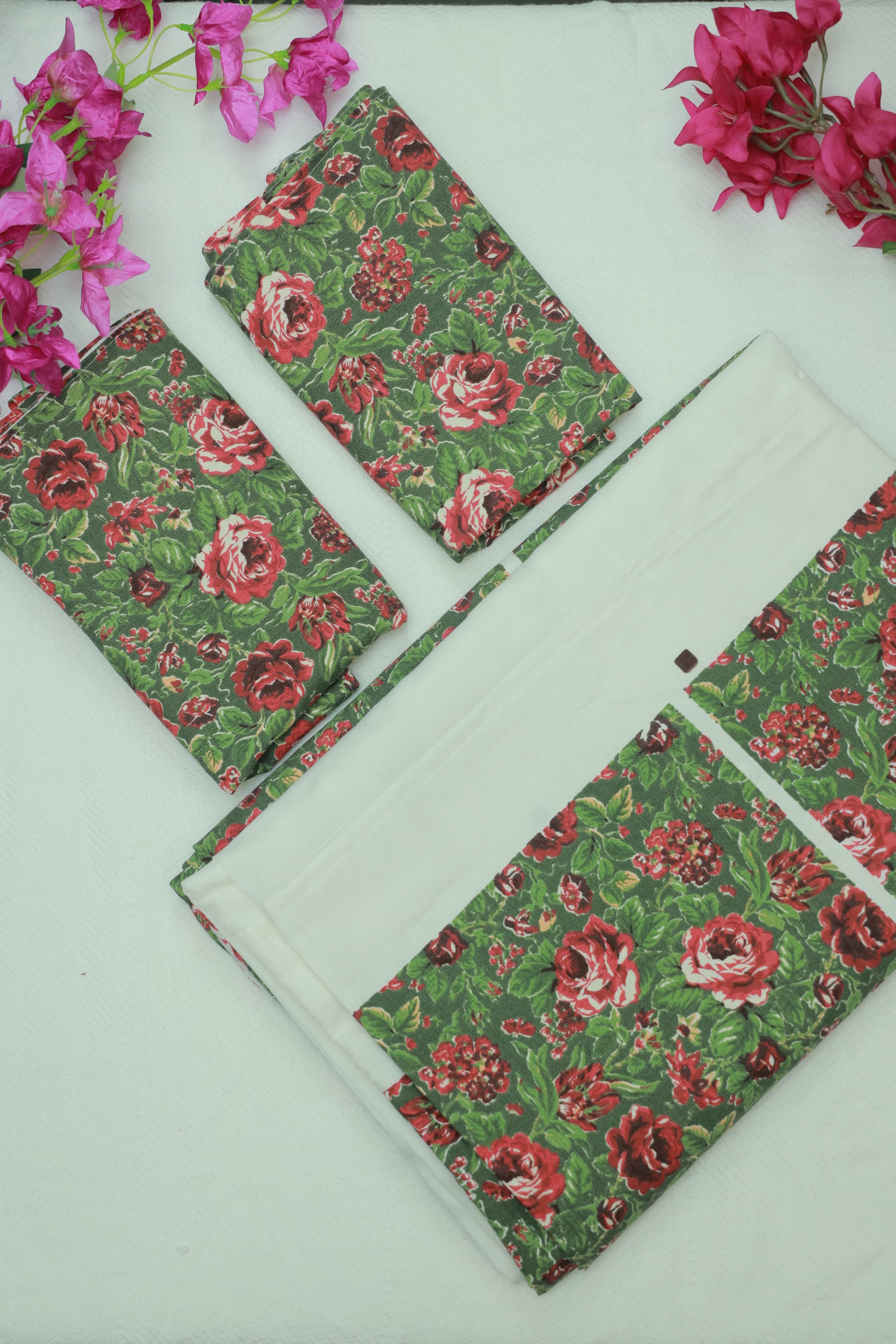 Bedsheets-Queen daily use border bedsheets