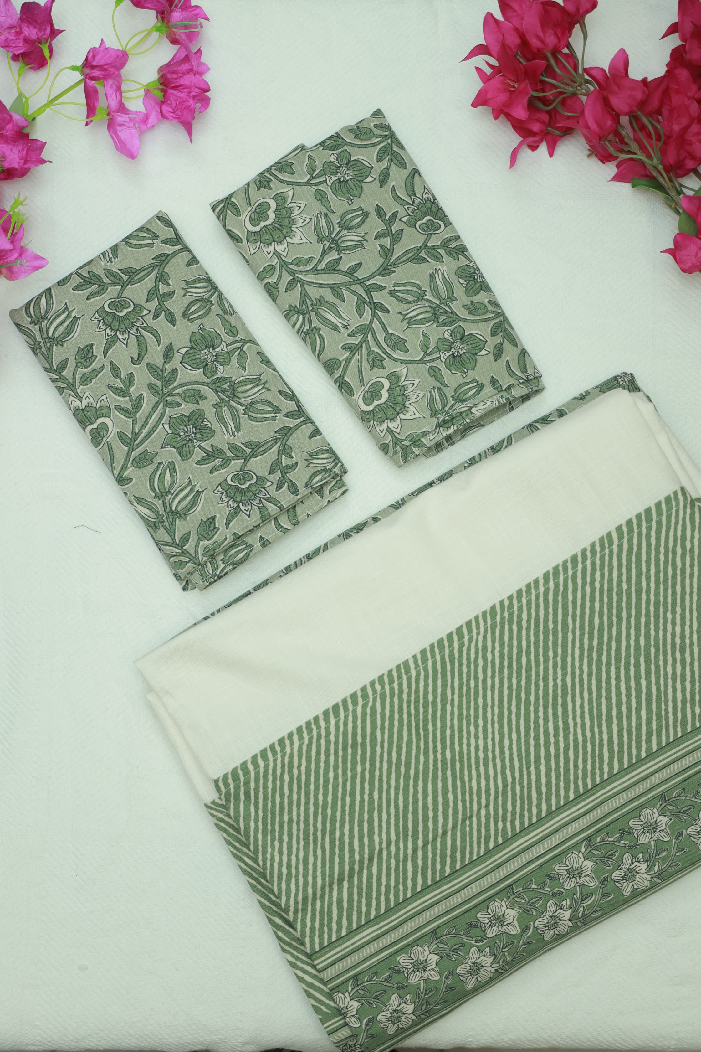 Bedsheets-Queen daily use border bedsheets