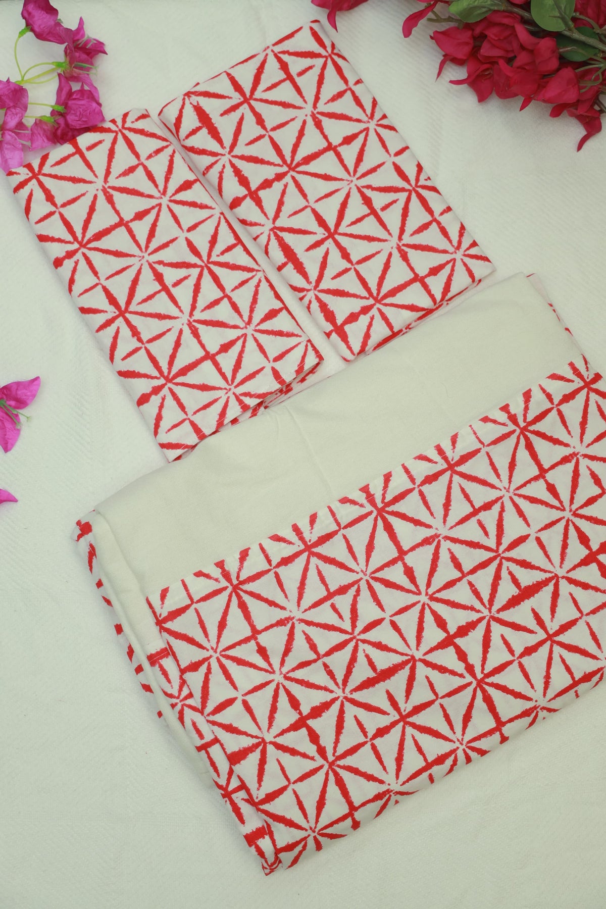 Bedsheets-Queen daily use border bedsheets