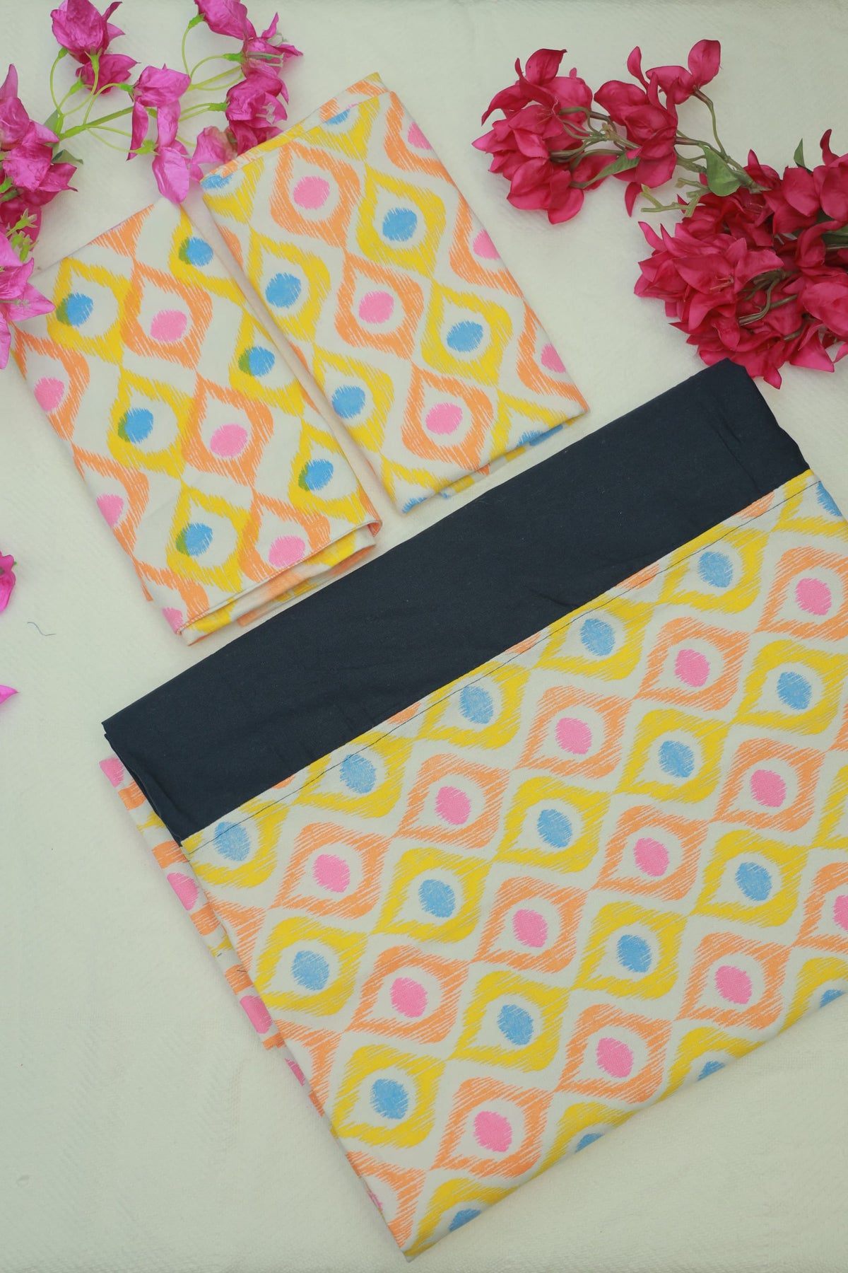 Bedsheets-Queen daily use border bedsheets