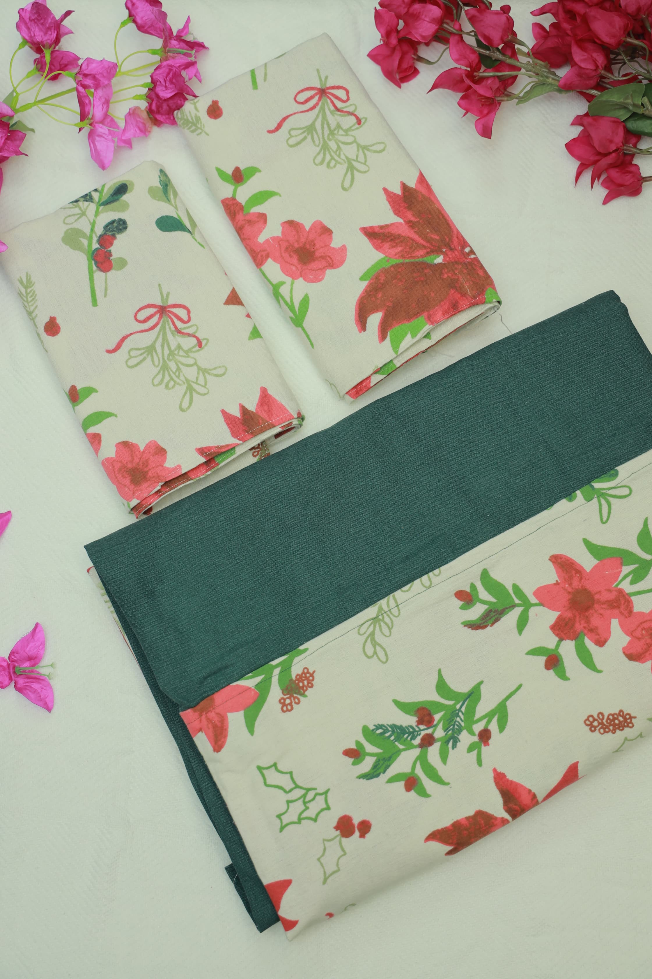 Bedsheets-Queen daily use border bedsheets xmas