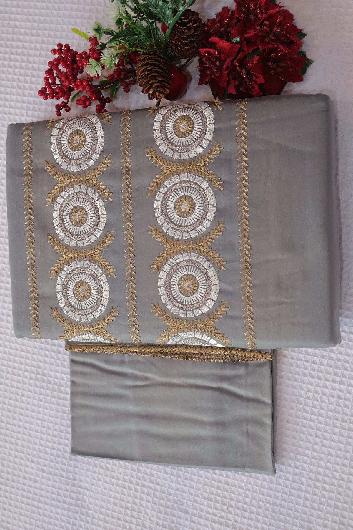 King : Premium Embroidery Bedsheet