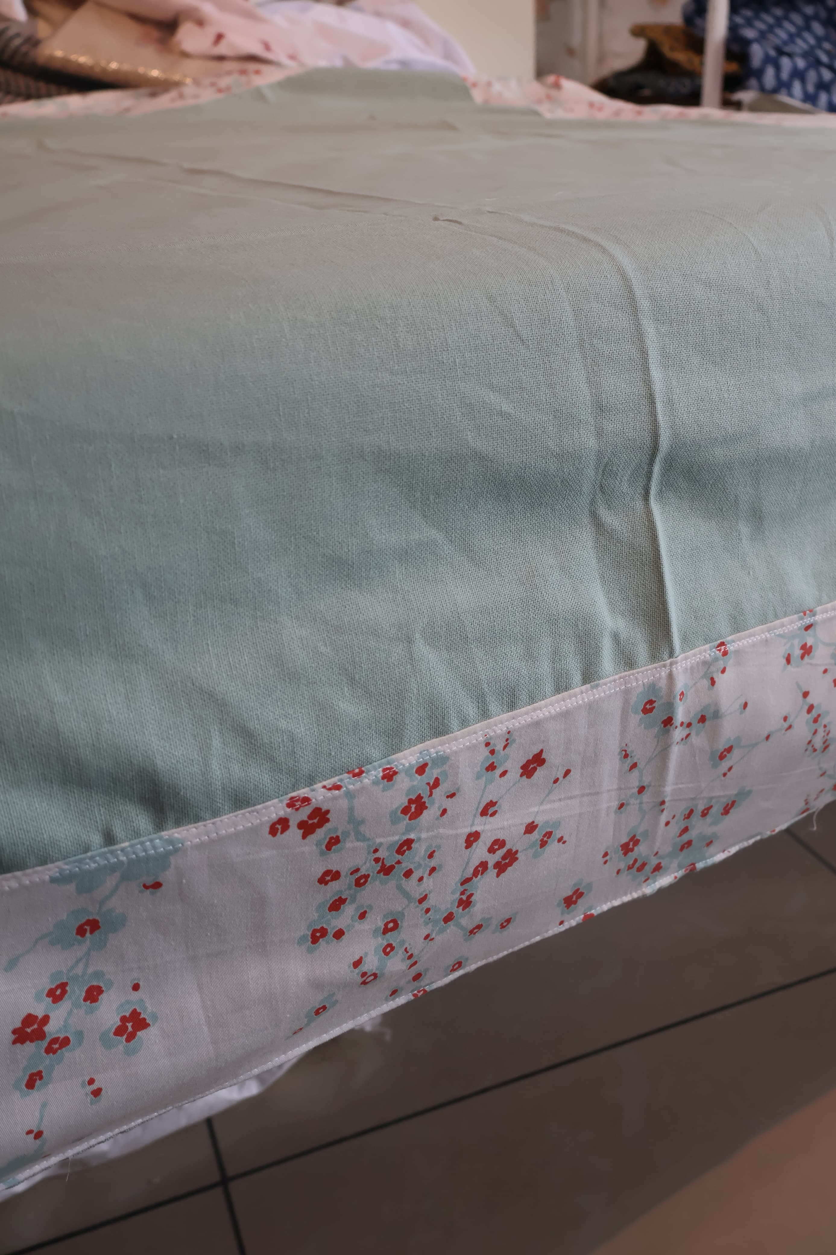 table cloth 4 seater