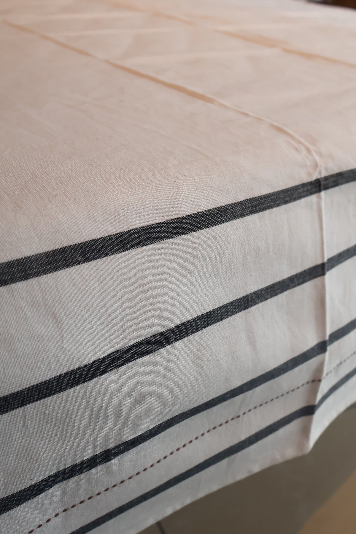 Table Cloth : 4 Seater