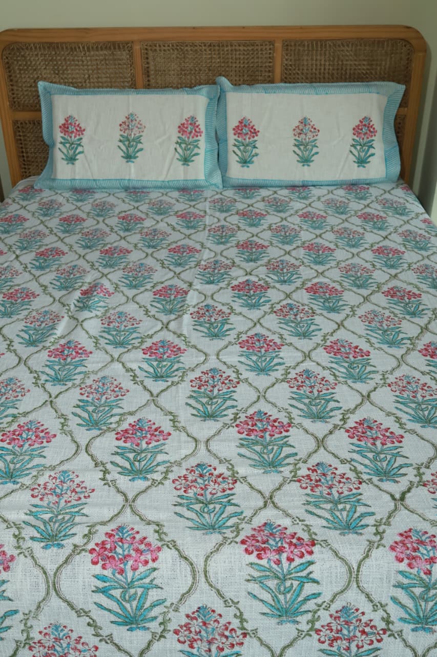 Spread : Jute Handblock Spread