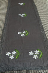 Table runners - 4 seater