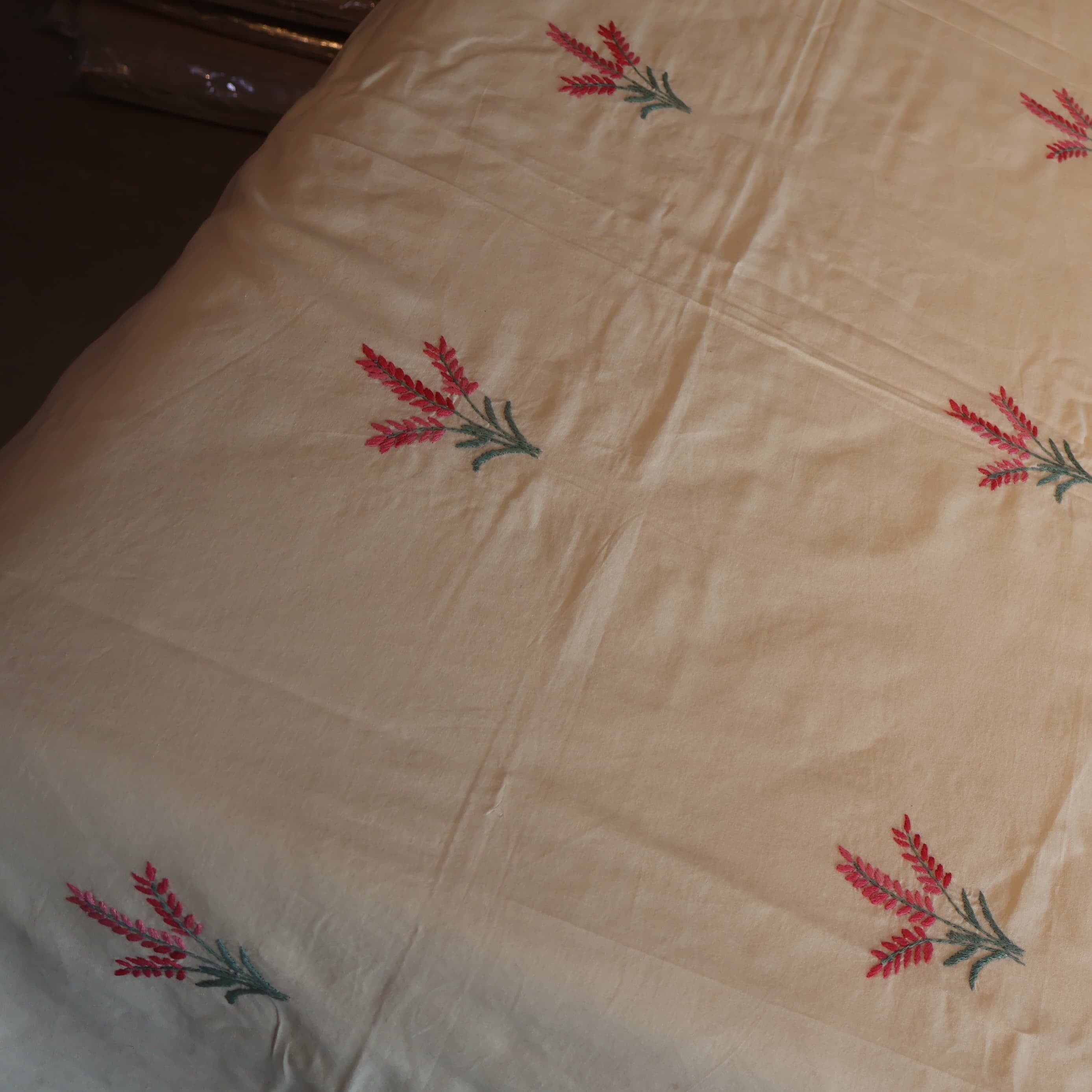 Table Cloth 4 Seater | Embroidery