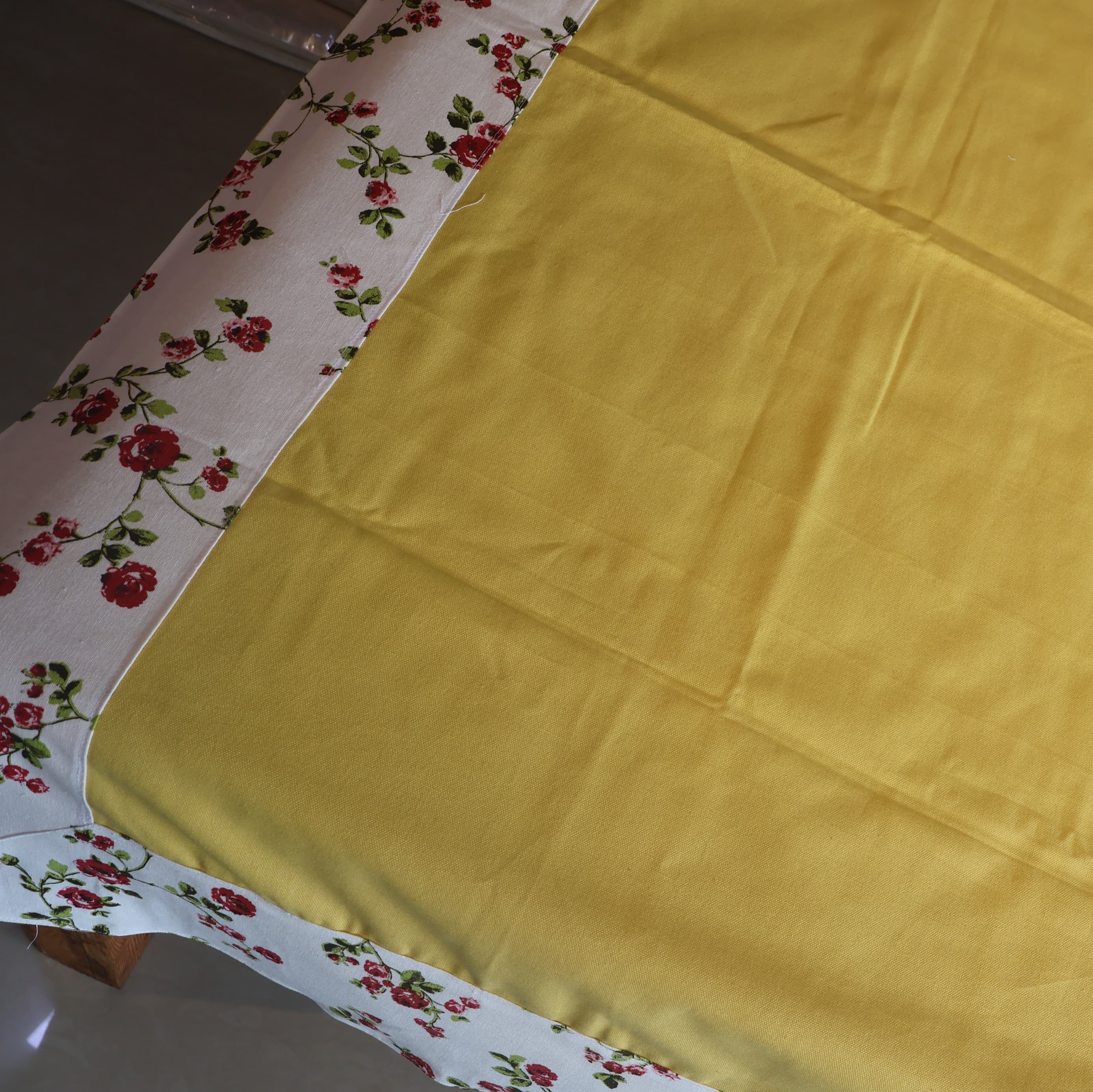 Table cloth 4 seater