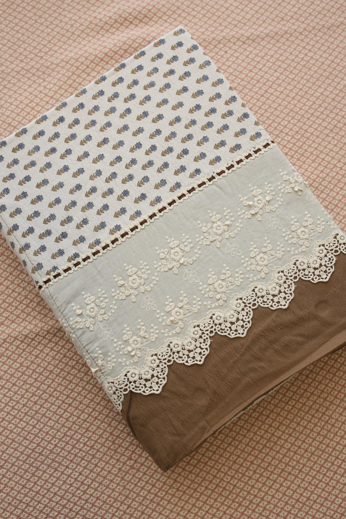 Bedsheets - Premium King soft cotton lace bedsheets majestic