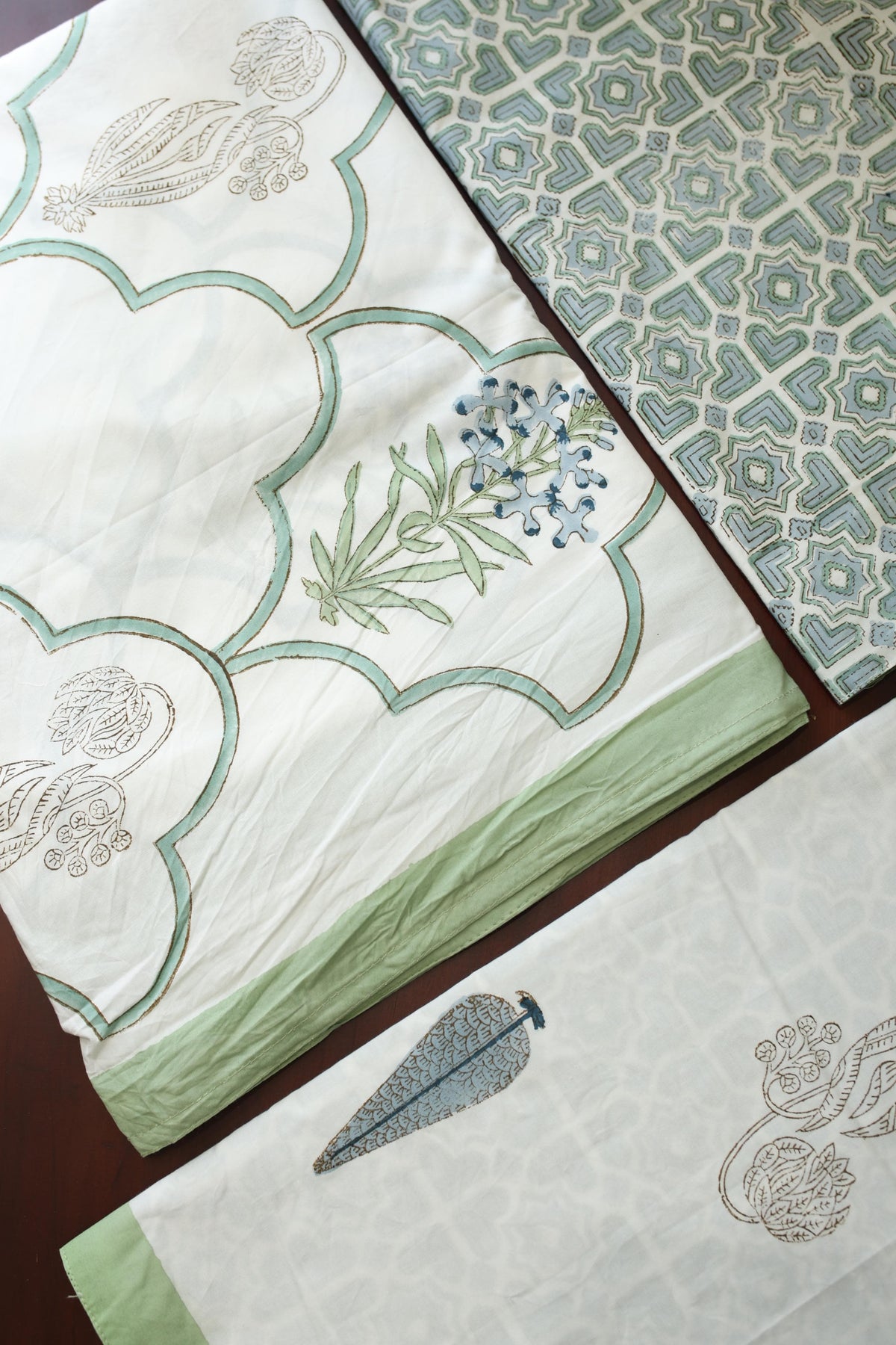 Bedsheets - King percale cotton handblock white lily  bedsheets