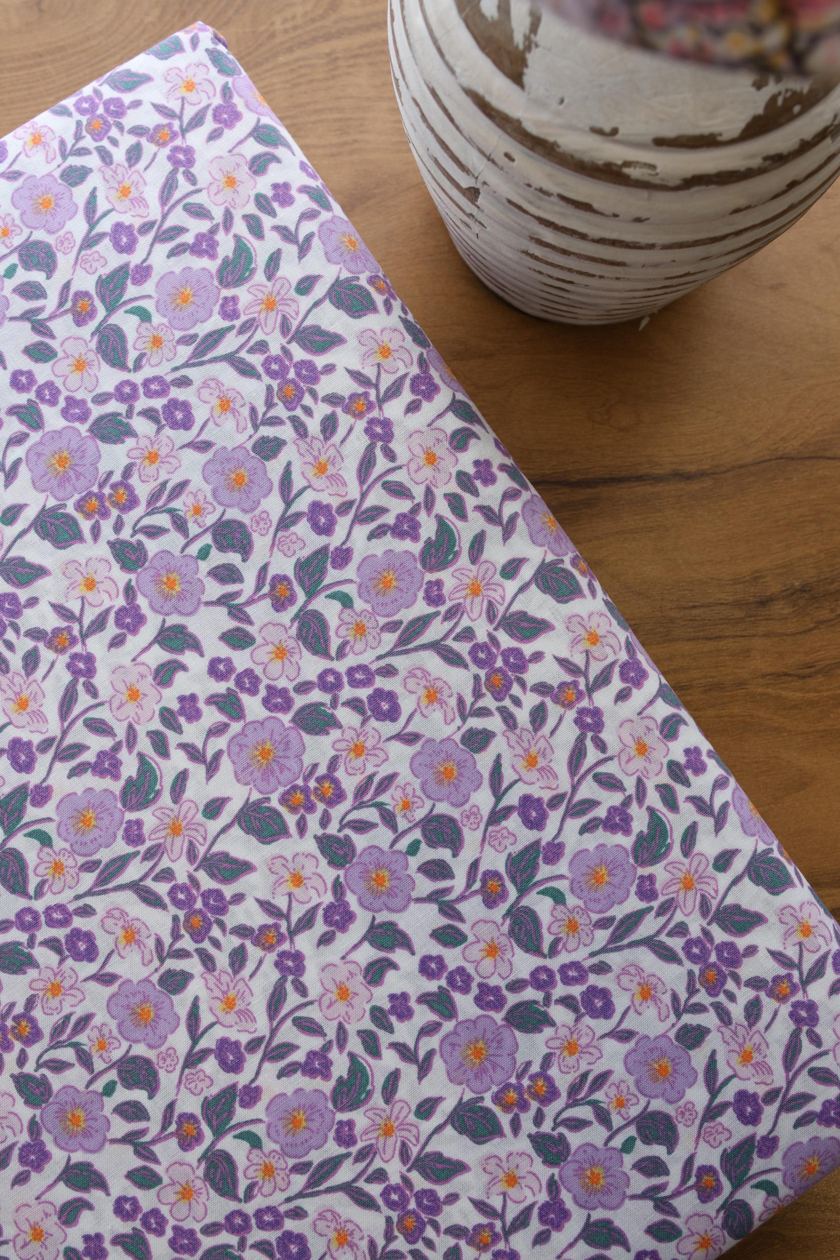 Bedsheets - King soft cotton floral bedsheets Vintana