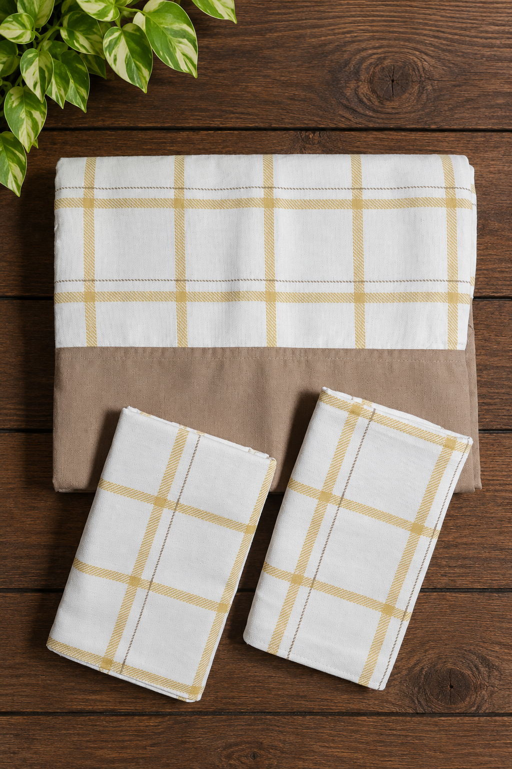 Bedsheets - King daily use border bedsheets