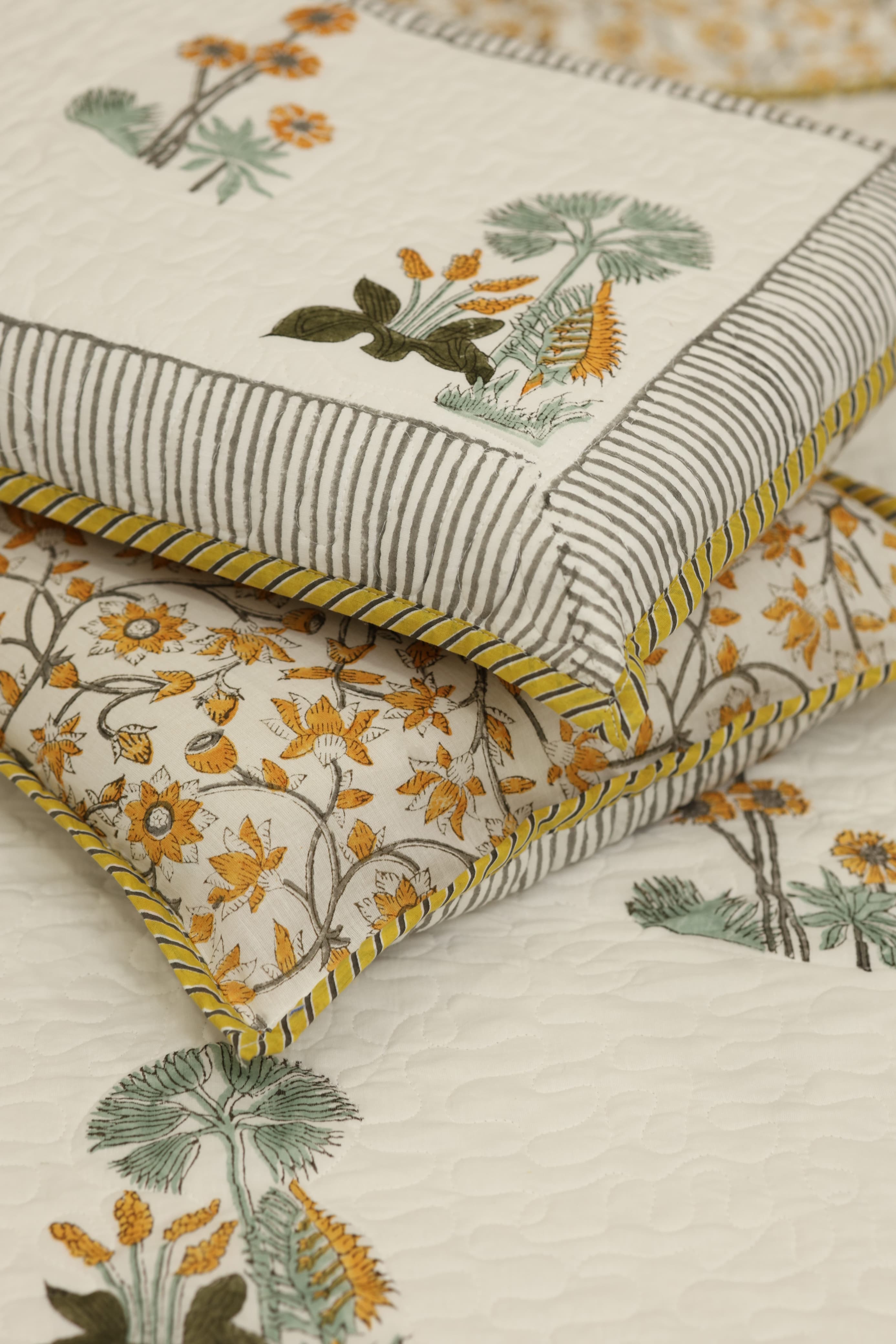 Quilted Premium Bedcover