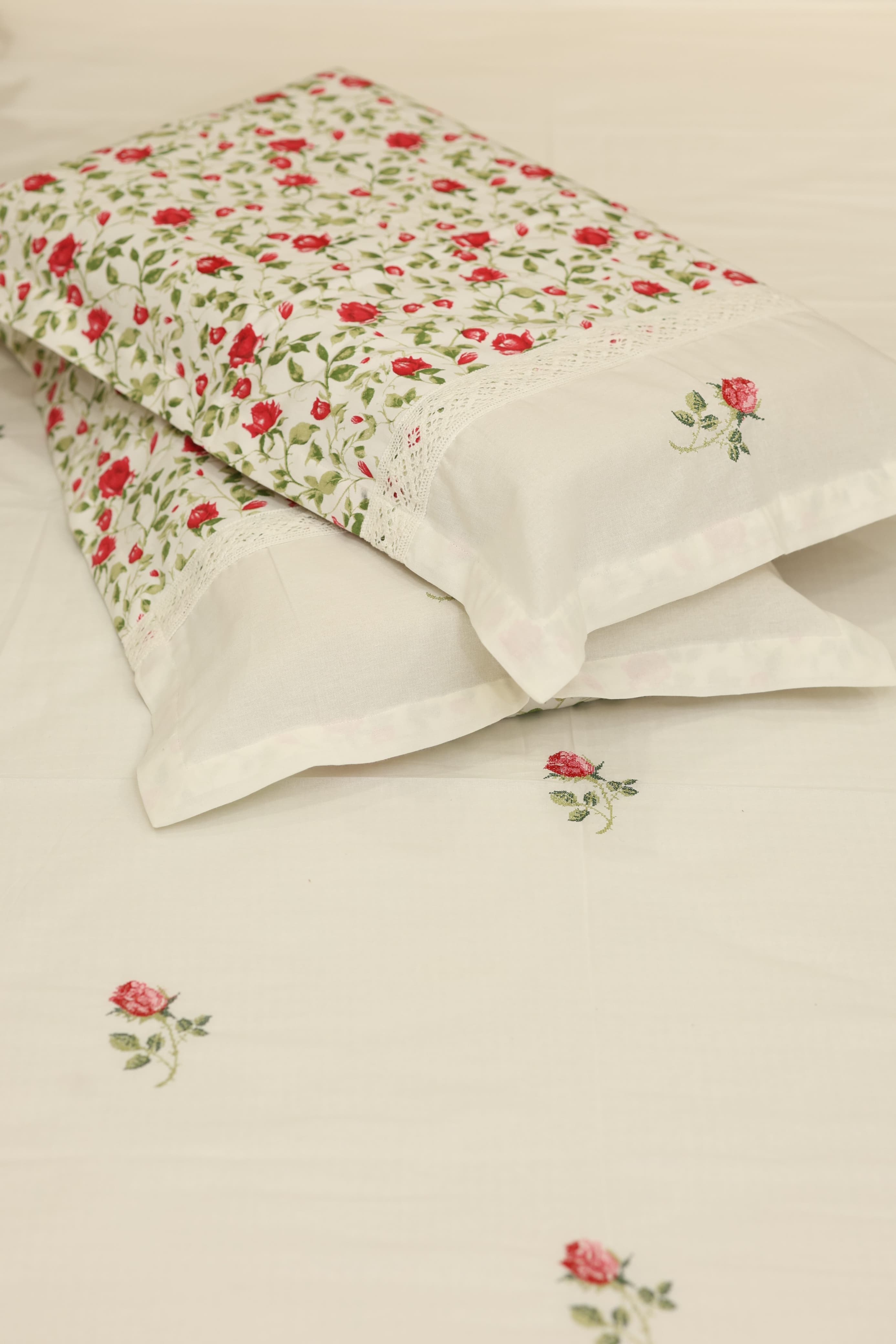 Premium Cross stitch Embroidery Cotton King Size Bedspread Set Cottage collections 1