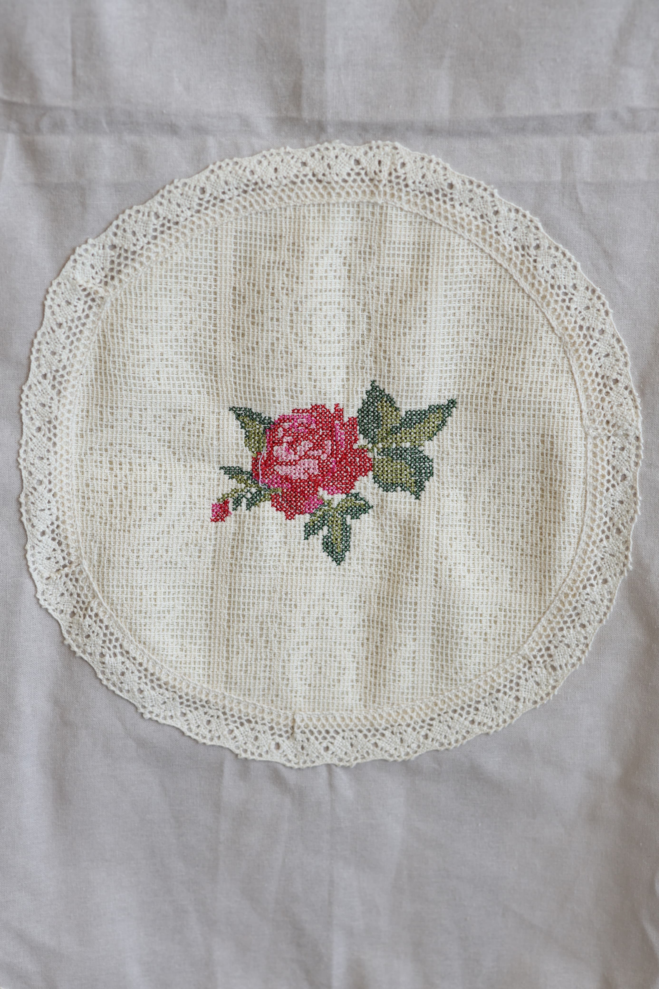 Chair / sofa back - cross stitch embroidery 3+1+1