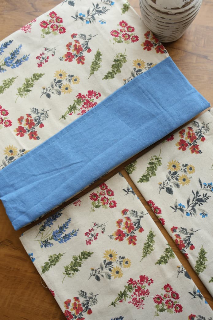 Bedsheets - Queen daily use border bedsheets