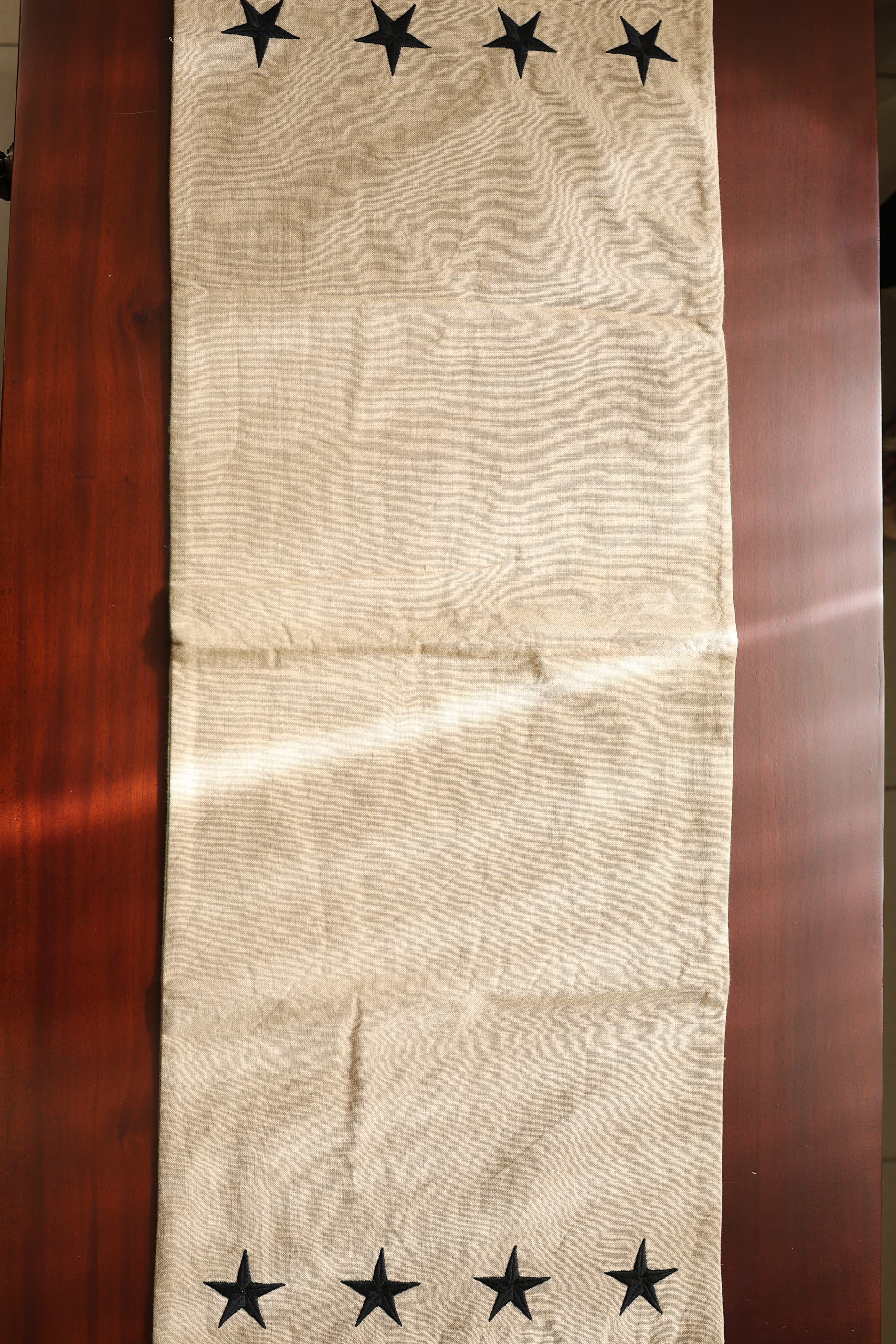 Table runners/Teapoy :Xmas edition