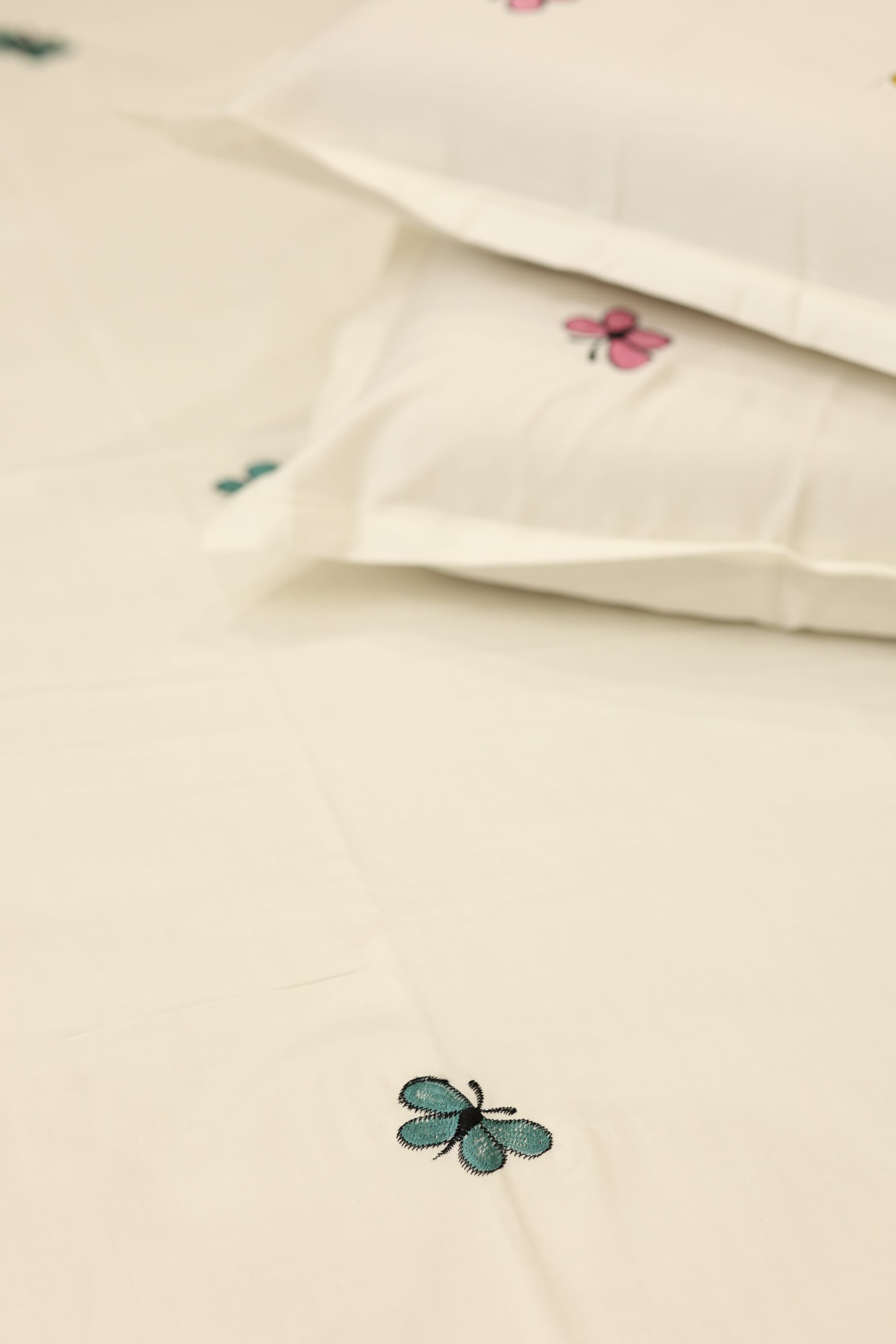 Bedsheets - King Premium Machine embroidery bedsheets MEK